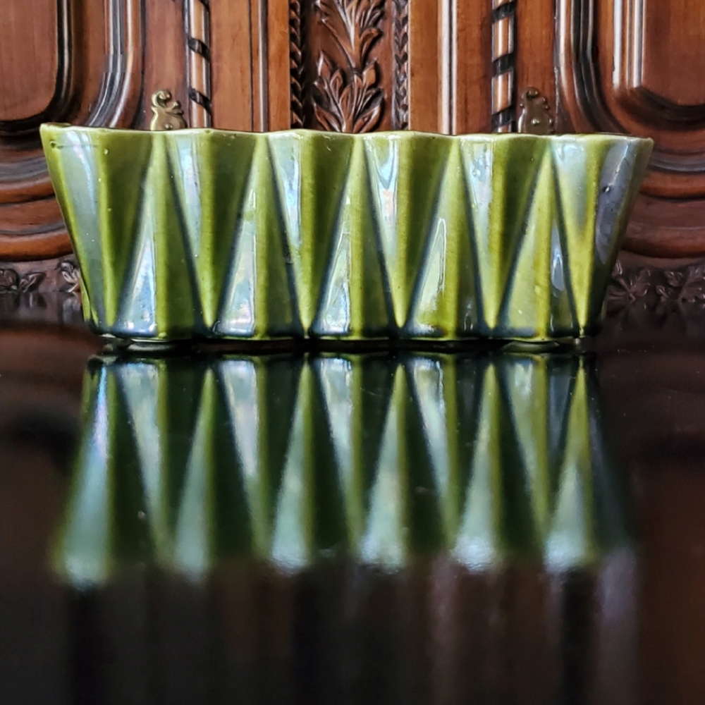 Vntg UPCO-Ungemach Pottery Co Amazing 8" Green Ceramic Cachepot Planter